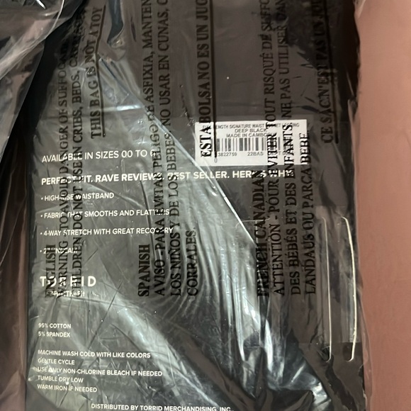 Black Full Length Signature Leggings with pockets. Set of three! - Picture 5 of 5